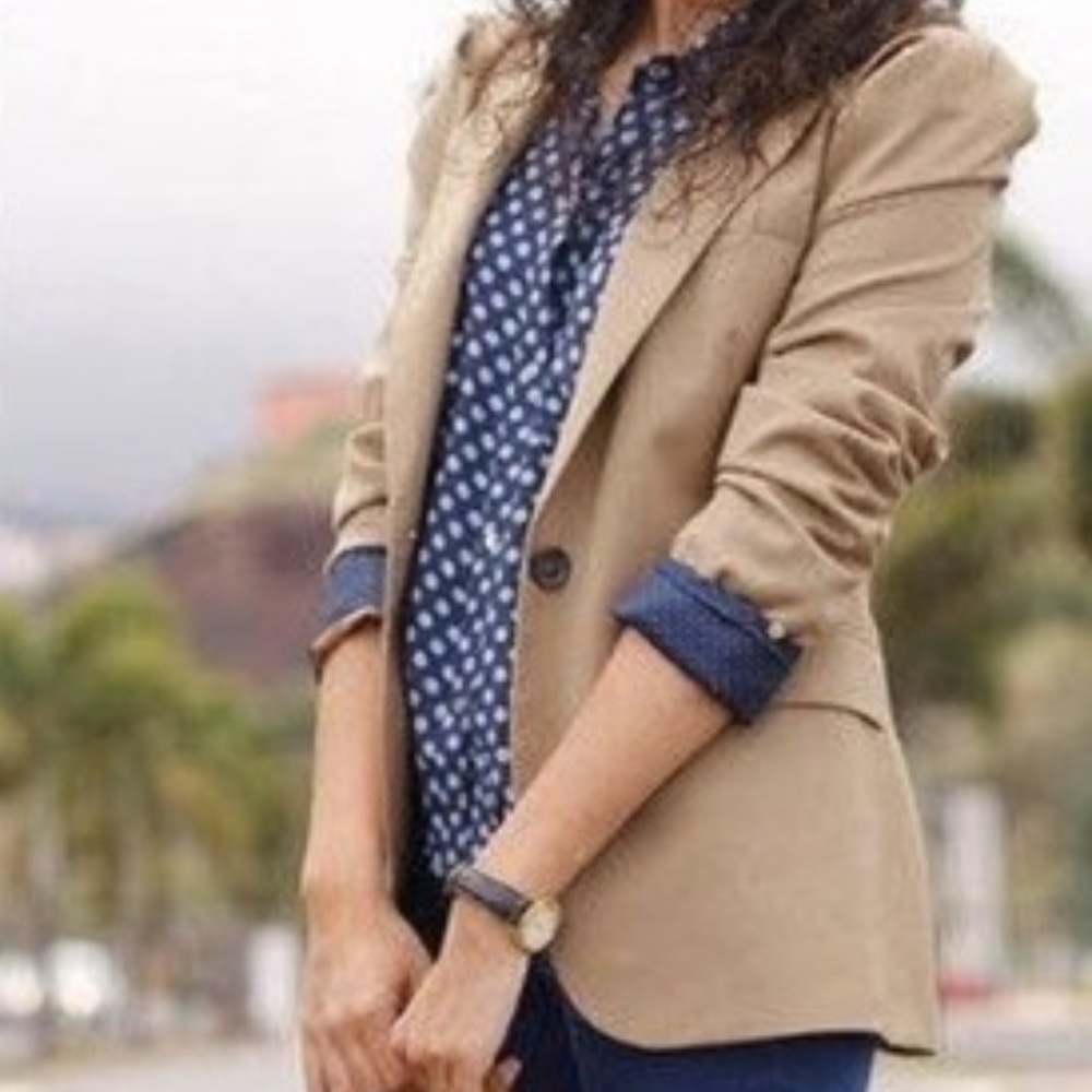 Zara women’s tan blazer
